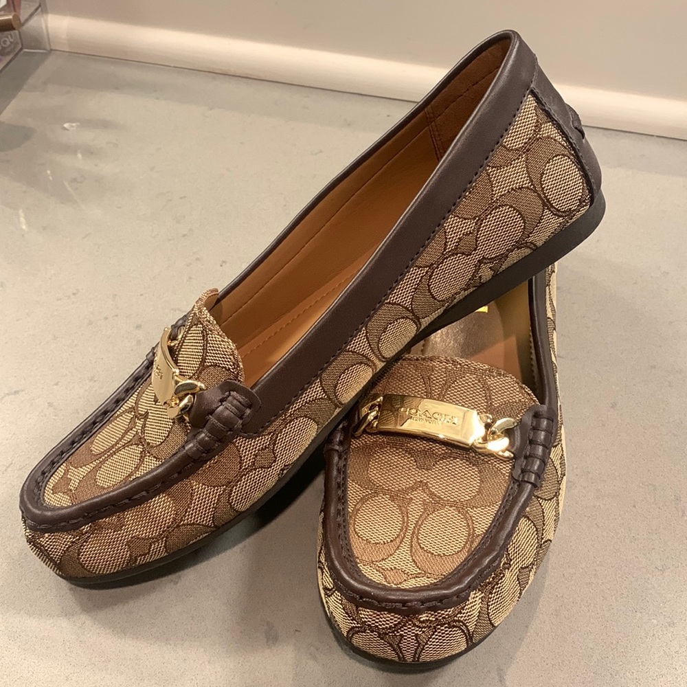 perfect condition coach loafers
